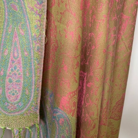 Only 1 Left! Beautiful Multi Colored Pashmina - Picture 2 of 5